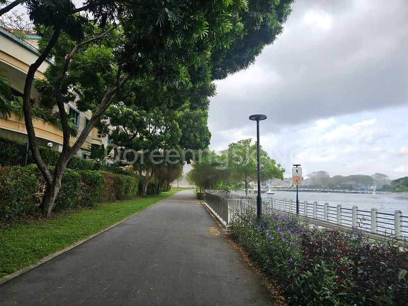 4 Bed Condo for Sale in  Camelot By-the-water - Image 1